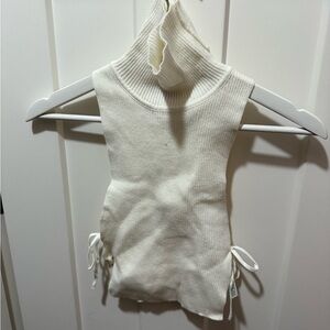 WHITE EDIKTED SWEATER TANK OPEN SIDES XS